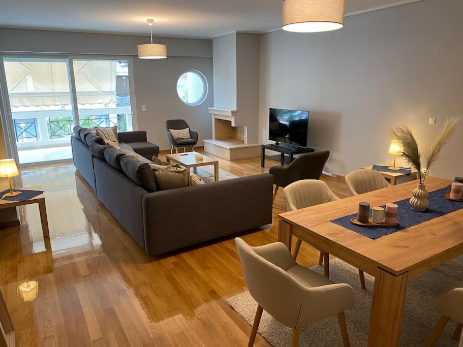 Classy 3Br With 2 Bathrooms Apartment In Marousi Афіни Екстер'єр фото