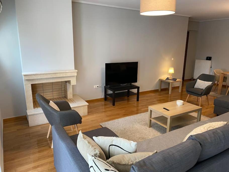 Classy 3Br With 2 Bathrooms Apartment In Marousi Афіни Екстер'єр фото